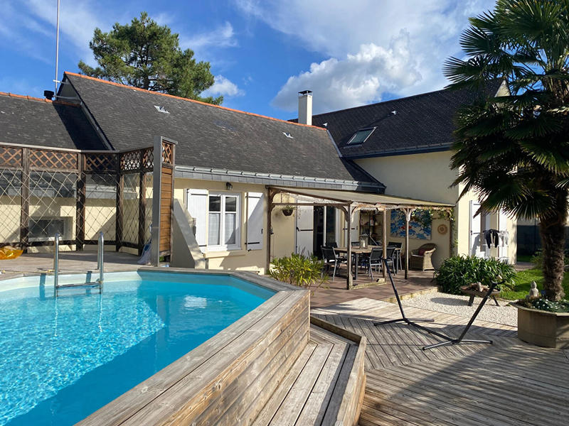 Maison - 140 m² - 6 pièces