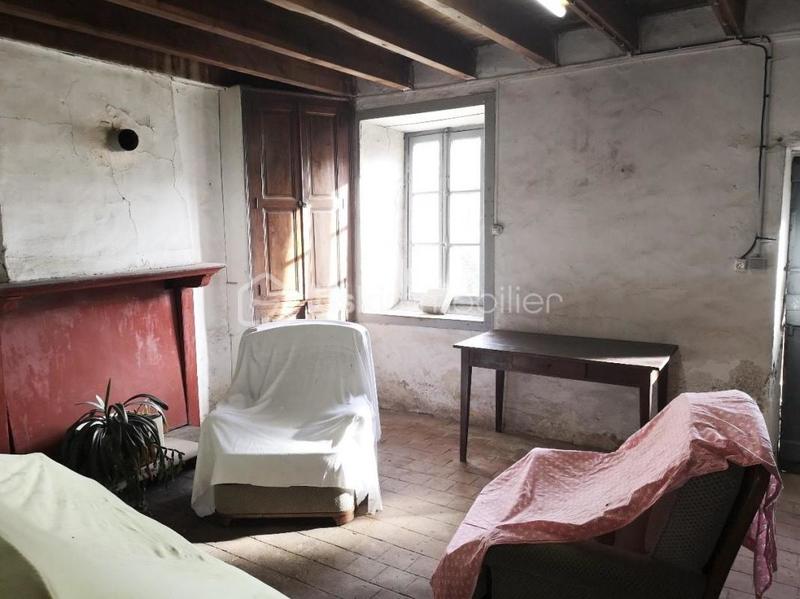 Maison de bourg - 100 m² - 3 pièces