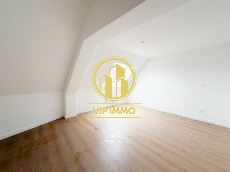 Maison - 90 m² - 6 pièces