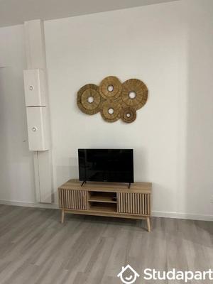 Chambre - 14 m² - 1 pièce