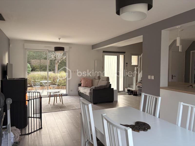 Pavillon - 138 m² - 7 pièces