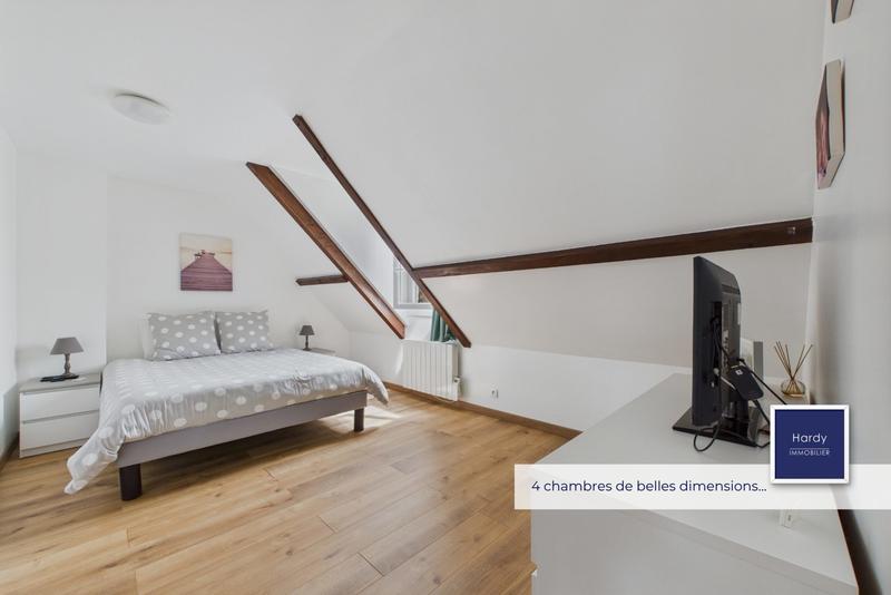 Maison - 149 m² - 7 pièces