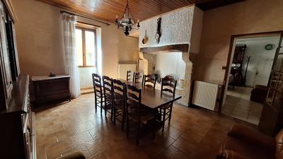 Maison - 160 m² - 4 pièces