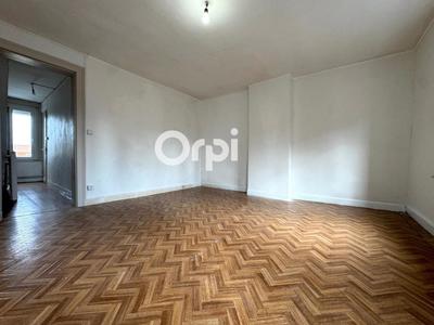 Maison - 104 m² - 4 pièces