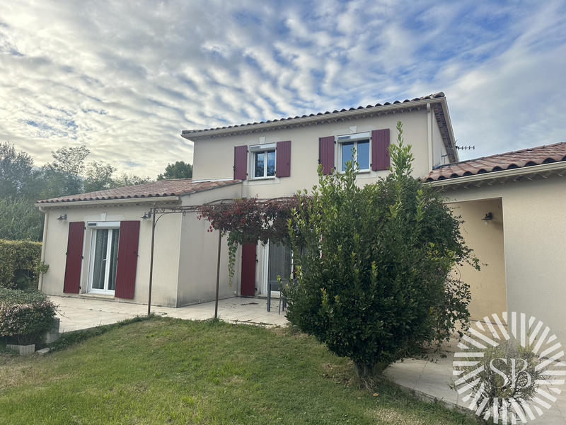 Maison - 145 m² - 7 pièces