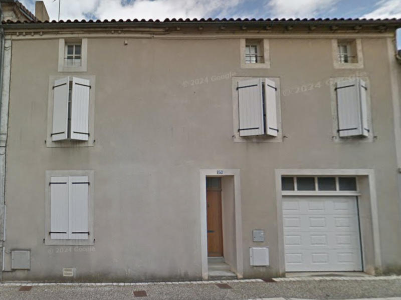 Maison de bourg - 214 m² - 8 pièces