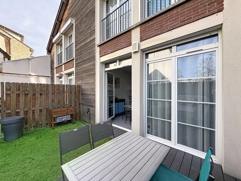 Duplex - 93 m² - 4 pièces