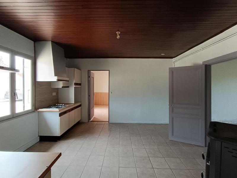 Maison traditionnelle - 75 m² - 4 pièces