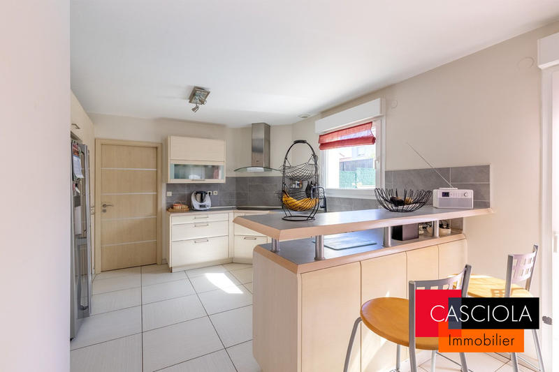 Maison - 191 m² - 6 pièces