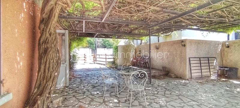 Maison de village - 150 m² - 3 pièces