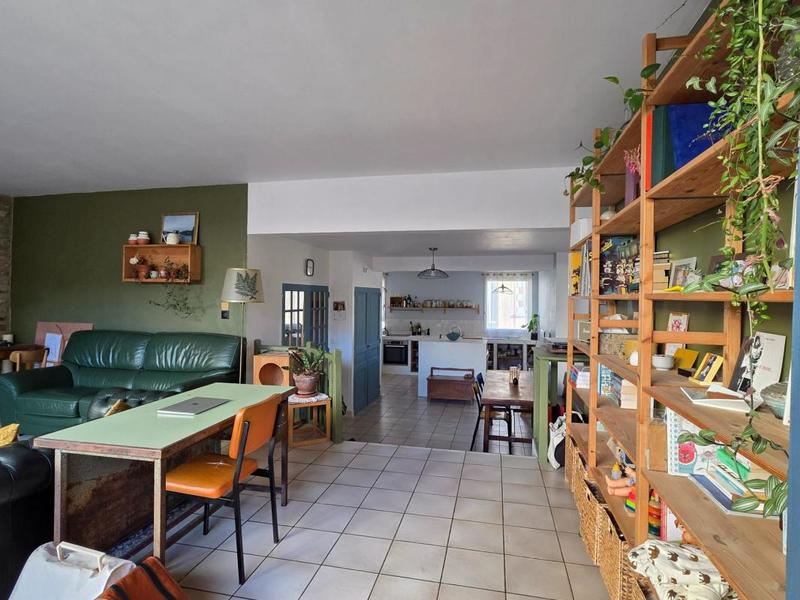 Maison - 140 m² - 6 pièces