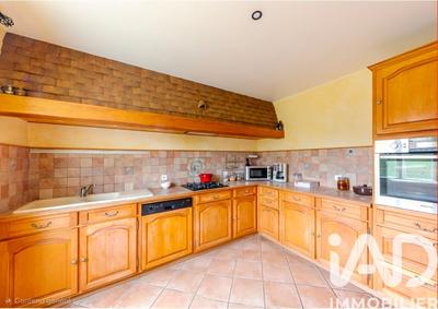 Maison - 145 m² - 7 pièces