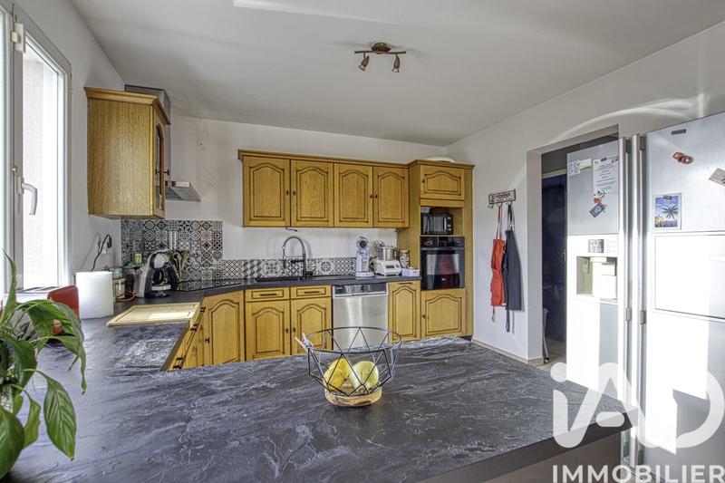 Maison - 98 m² - 5 pièces