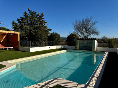 Maison - 180 m² - 6 pièces