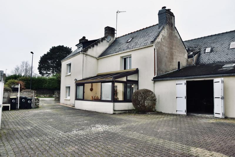 Maison traditionnelle - 95 m² - 5 pièces