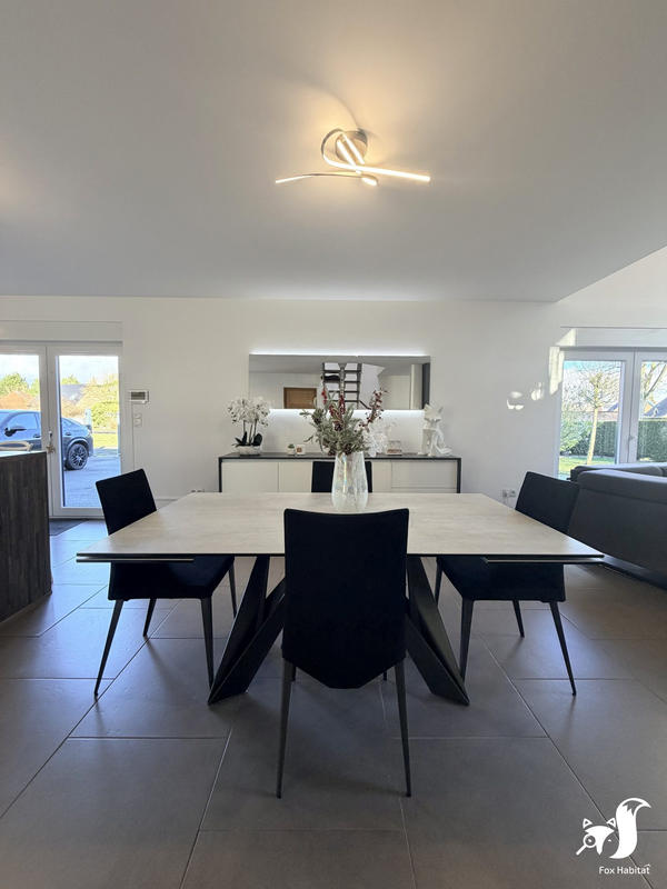 Maison - 229 m² - 6 pièces