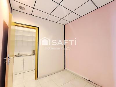 Bureau - 146 m² - 8 pièces