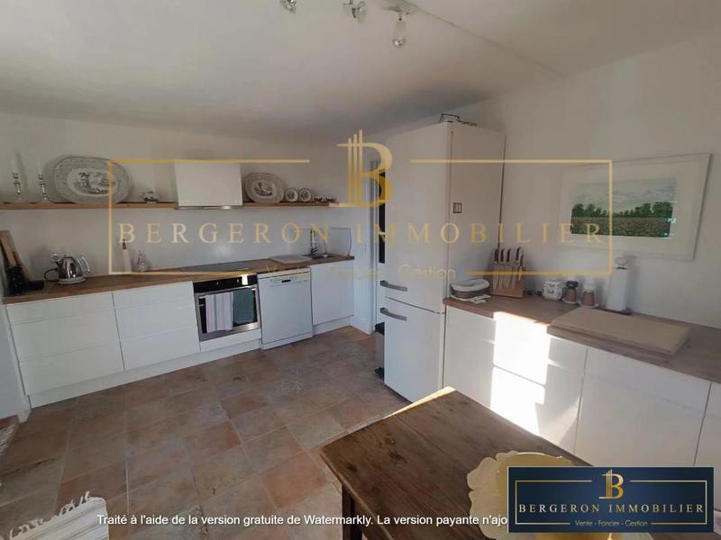 Villa - 185 m² - 6 pièces