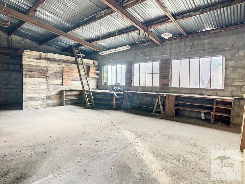 Maison - 180 m² - 8 pièces