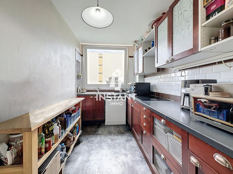 Appartement - 82 m² - 4 pièces