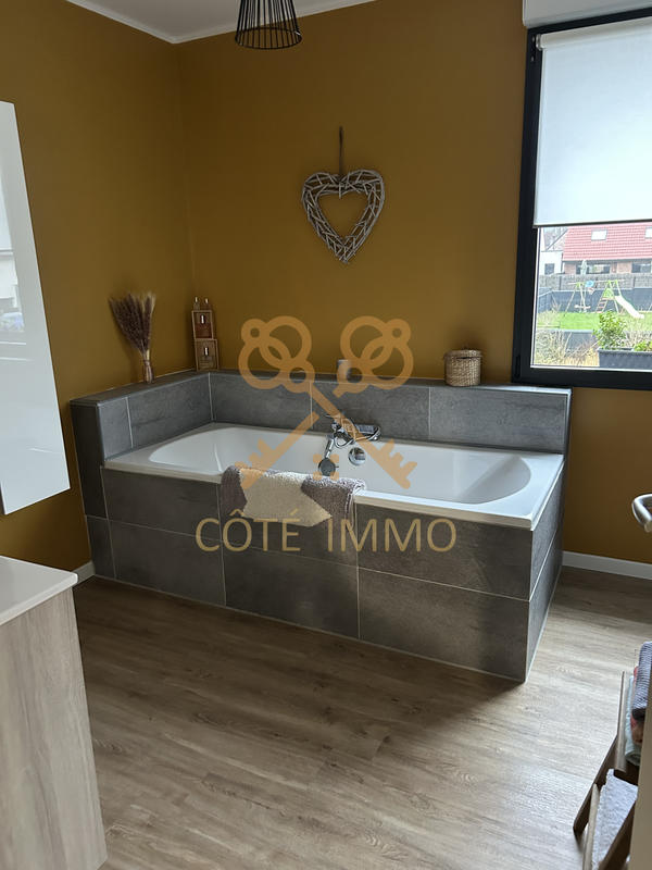 Maison - 118 m² - 4 pièces