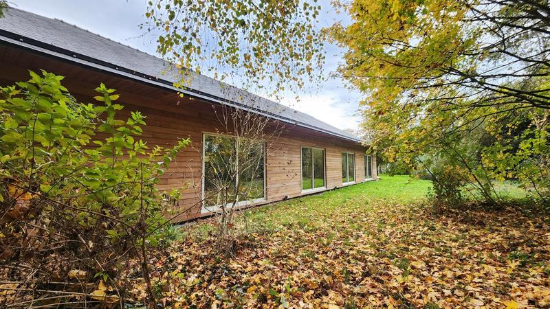 Maison - 232 m² - 2 pièces