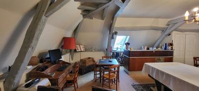 Maison - 221 m² - 6 pièces