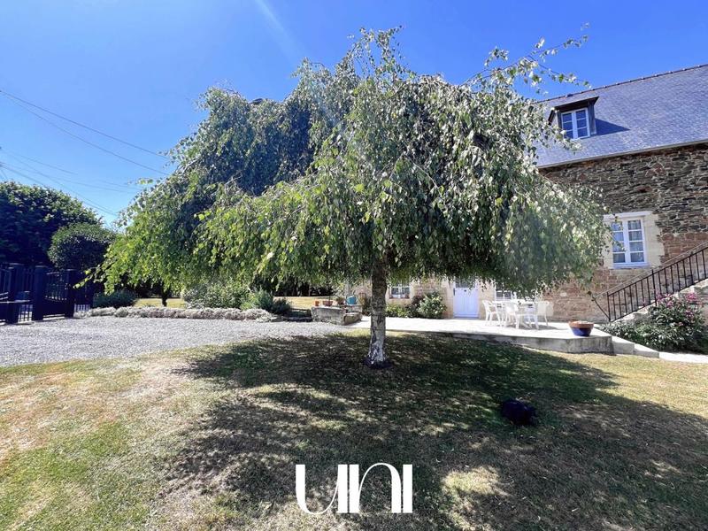 Maison - 209 m² - 7 pièces