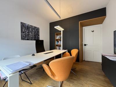Bureau - 107 m² - 5 pièces