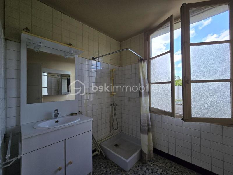 Maison traditionnelle - 78 m² - 4 pièces