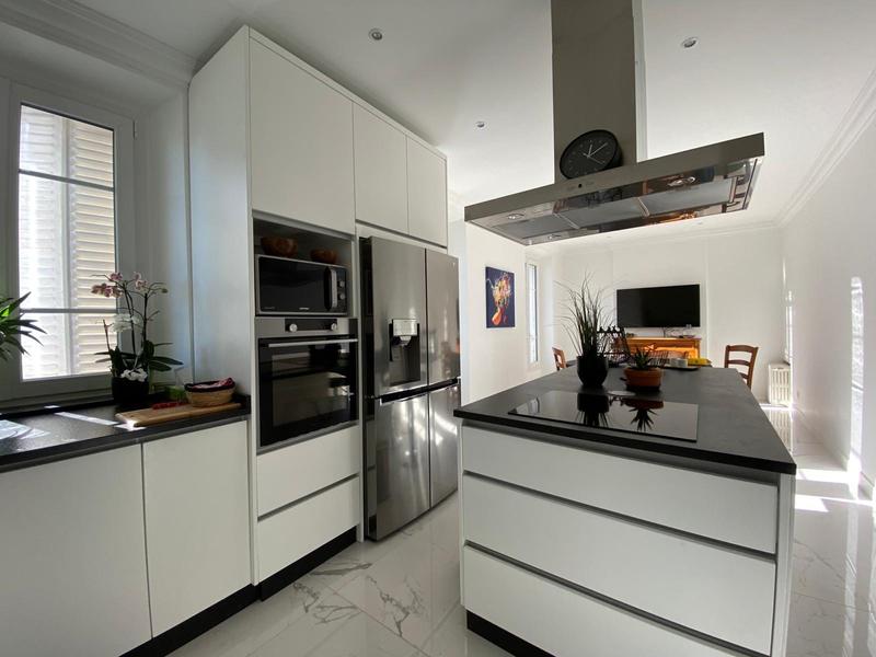 Appartement - 119 m² - 3 pièces