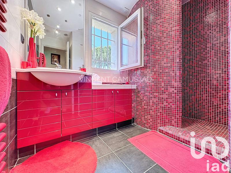 Maison - 188 m² - 5 pièces