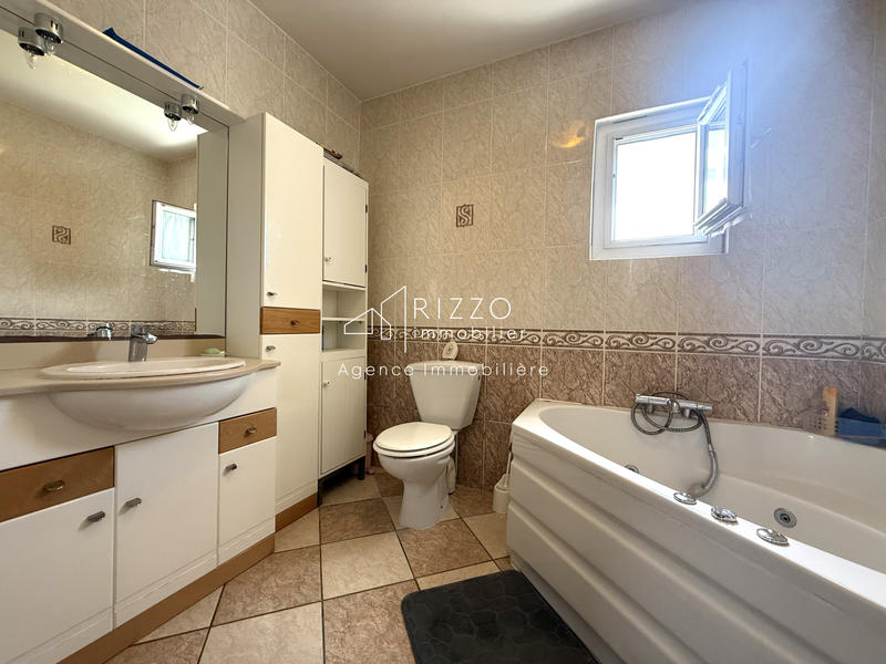 Maison - 126 m² - 5 pièces