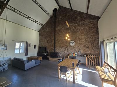 Maison - 223 m² - 8 pièces