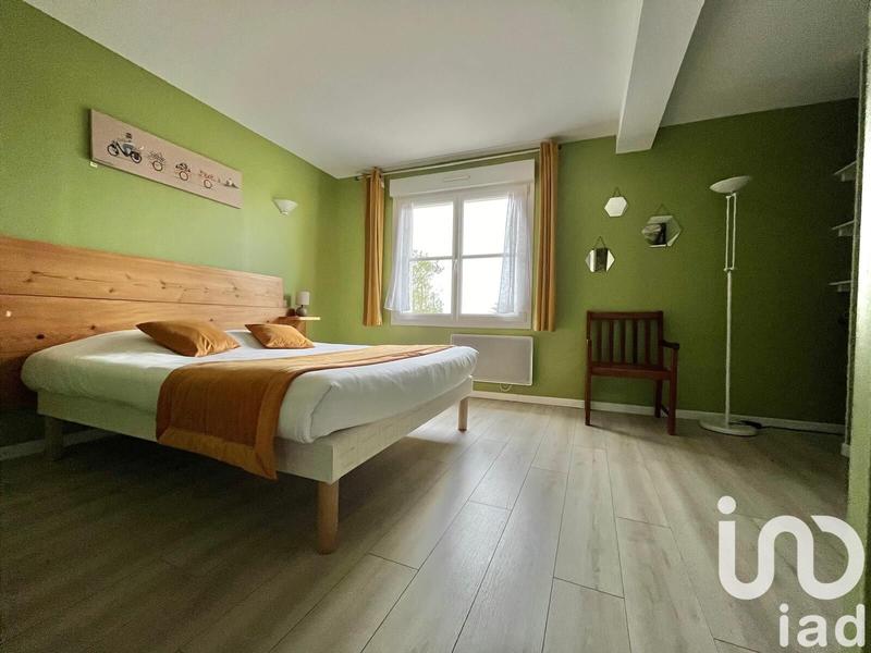 Maison - 395 m² - 12 pièces