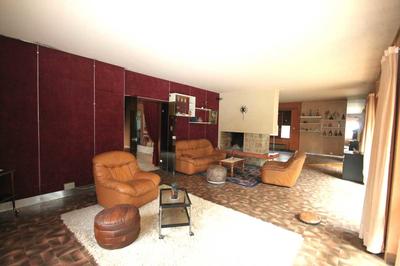 Maison - 272 m² - 11 pièces