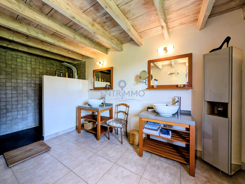 Maison - 178 m² - 6 pièces