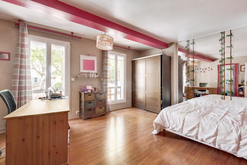 Maison - 245 m² - 7 pièces