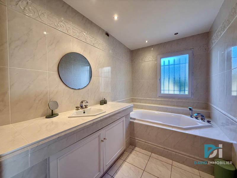 Maison - 155 m² - 5 pièces