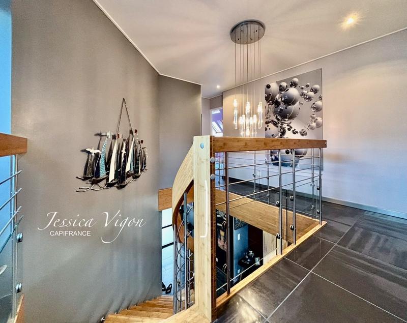 Maison - 194 m² - 6 pièces