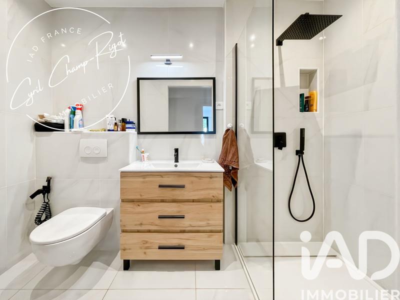 Maison - 105 m² - 7 pièces