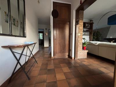 Maison - 180 m² - 8 pièces