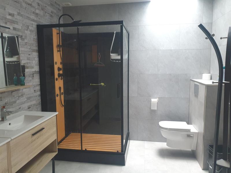 Maison traditionnelle - 166 m² - 7 pièces