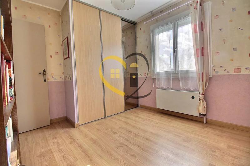Maison - 80 m² - 5 pièces
