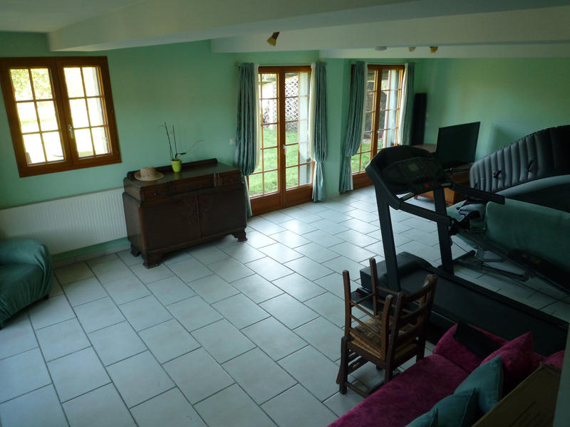 Propriété - 360 m² - 14 pièces