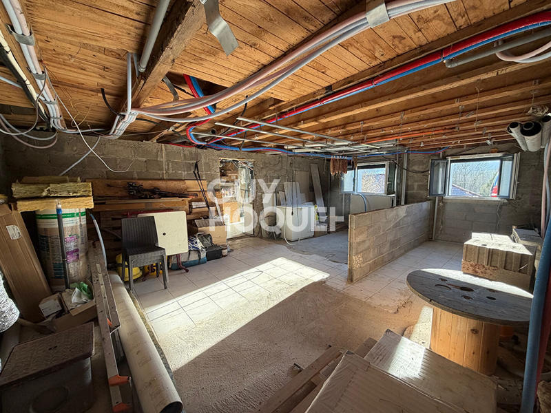 Maison - 110 m² - 4 pièces