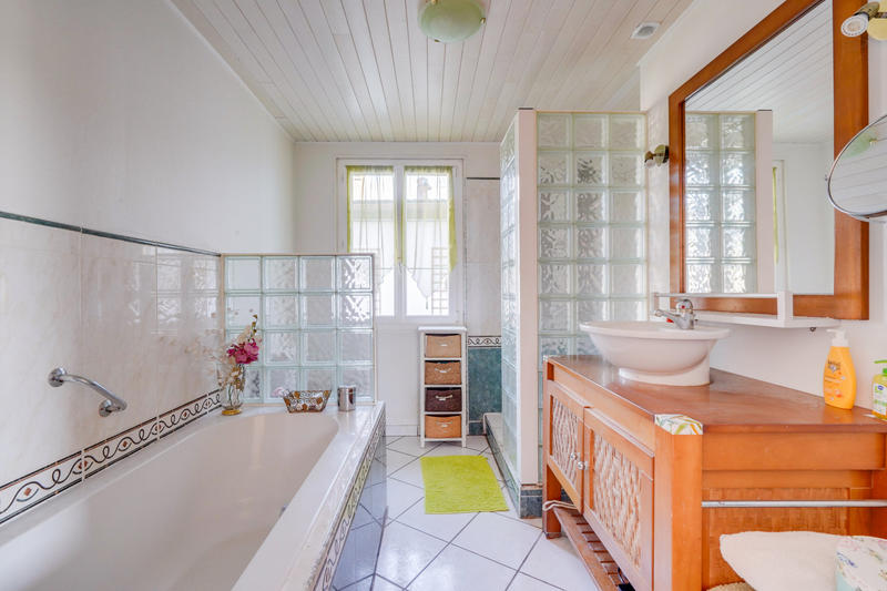 Maison - 132 m² - 6 pièces