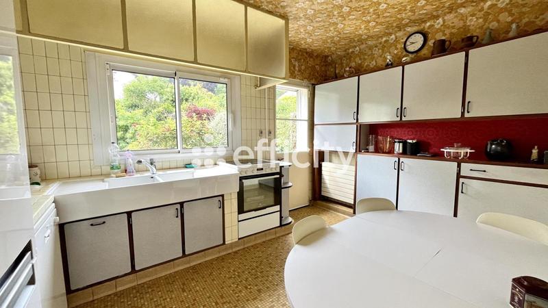 Maison - 143 m² - 5 pièces