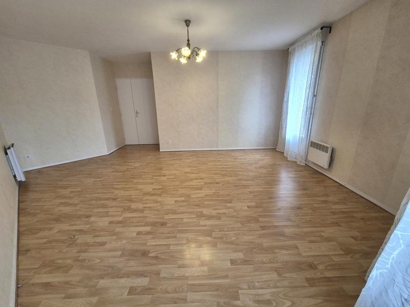 Appartement - 80 m² - 3 pièces