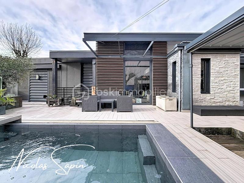 Maison - 110 m² - 5 pièces